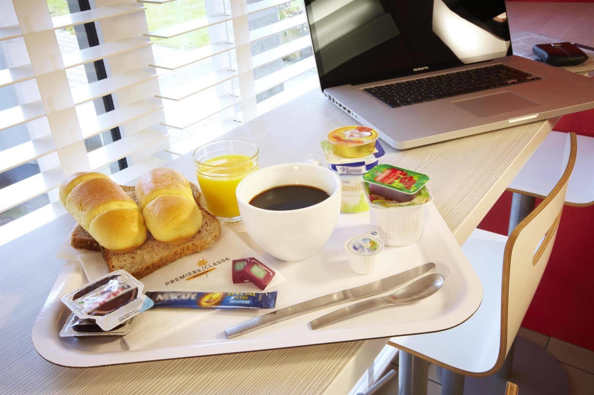 พรีเมียรคลาสมอนตัวบาน Hotel มงโตบ็อง ภายนอก รูปภาพ